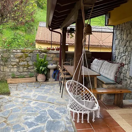 Legendarium Chalet