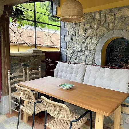 Legendarium Chalet